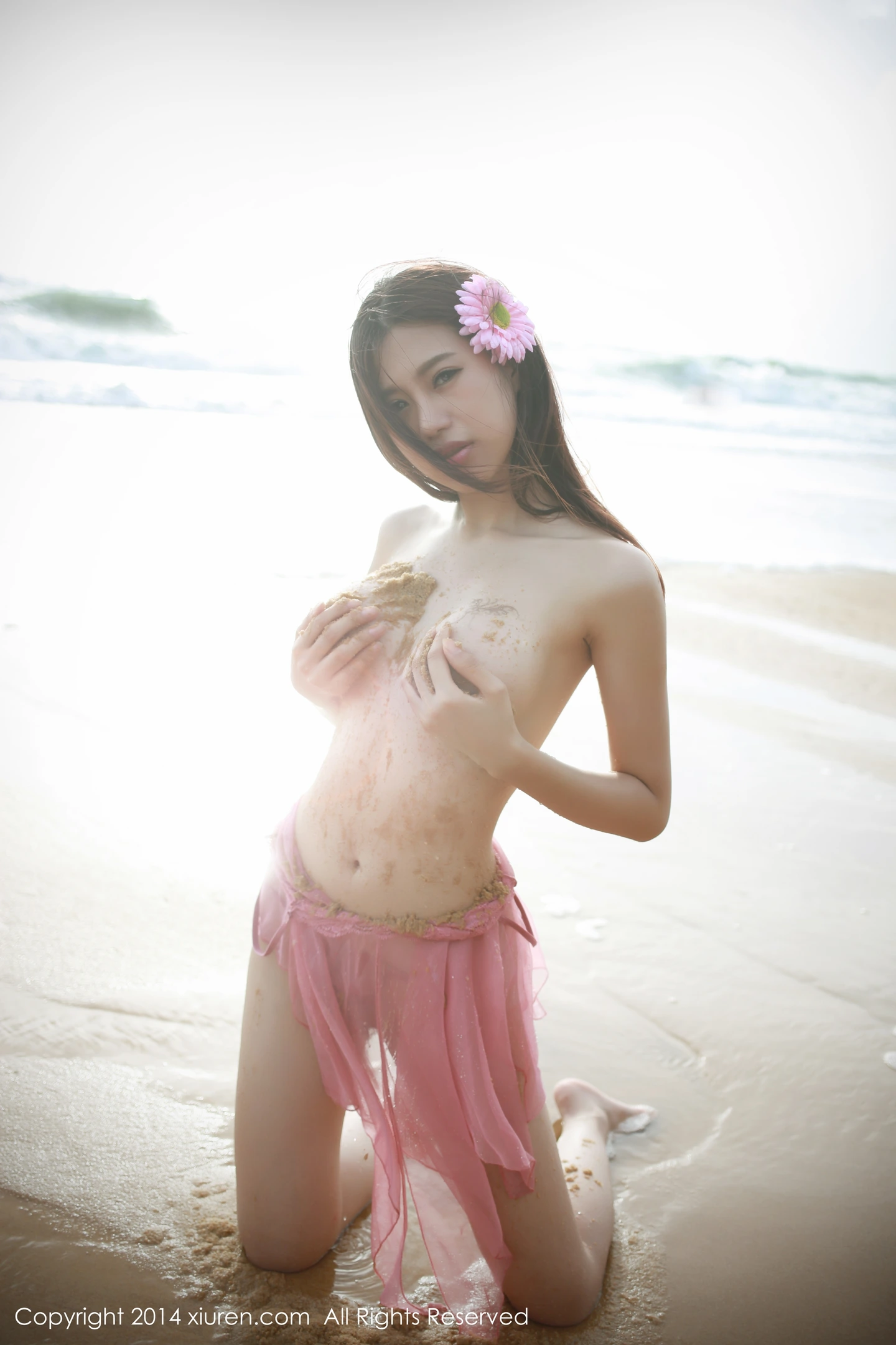 [XiuRen秀人网]No.188_嫩模绮里嘉ula泰国旅拍海边风情性感比基尼完美身材写真50P-秀人网 - XiuRen.Xyz